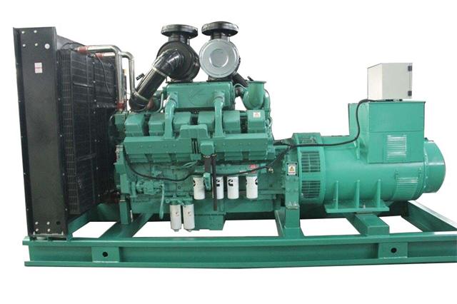 重庆康明斯700kw发电机