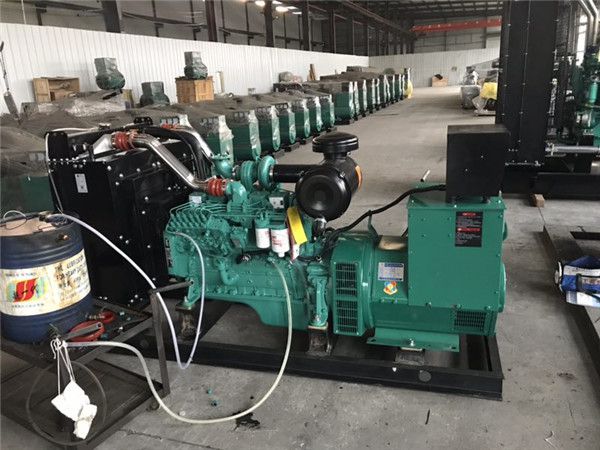 东风康明斯100kw发电机
